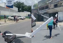 Pais e responsáveis fazem protesto por falta de vagas em escolas de Maceió