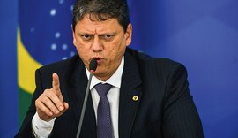 Ministro diz não ser possível atender demandas dos caminhoneiros