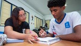 Pré-matrícula de novatos da Rede Estadual de Ensino começa segunda-feira