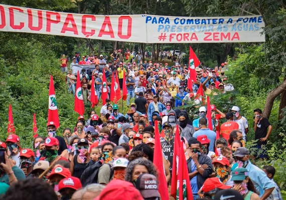 Câmara aprova projeto anti-MST que impede invasores de receber benefícios do governo federal