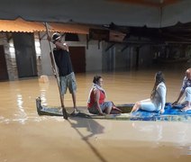 VÍDEO: após transbordamento da Lagoa Mundaú, moradores do Pontal da Barra ficam ilhados