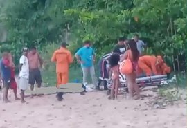 Jovens caem de barreira de 20 metros em acidente com quadriciclo em Japaratinga