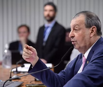 Aziz mantém relatório da PEC do fim da 6x1 para acelerar votação