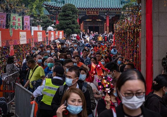 Hong Kong declara estado de emergência por causa do coronavírus