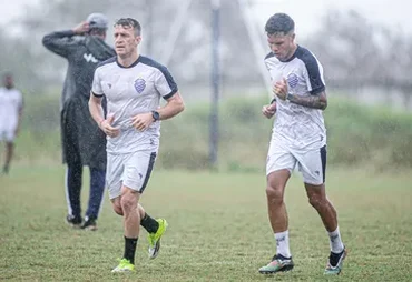 CSA ganha reforços e acelera preparação para semana decisiva