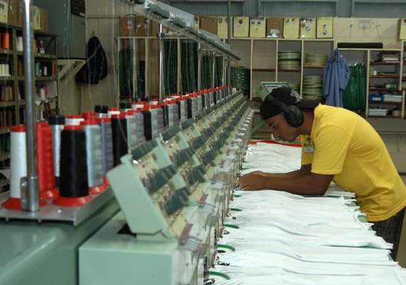Indicadores Industriais mostram desaceleração no segundo semestre