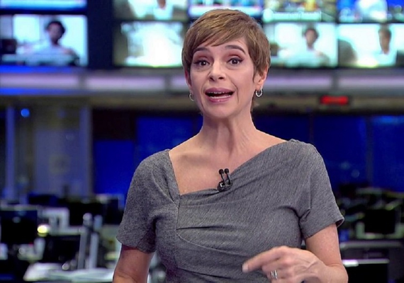 Jornalista se torna um dos assuntos mais comentados do Twitter por causa de sapato