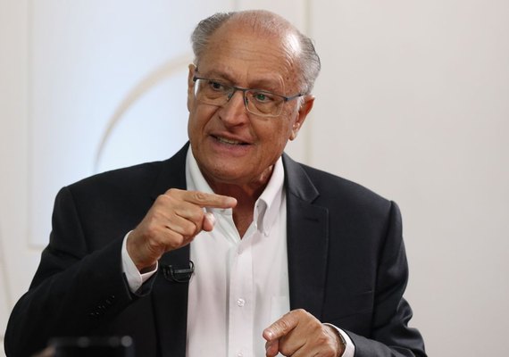 Alckmin afirma que apenas um estado ainda não aderiu ao subsídio do diesel