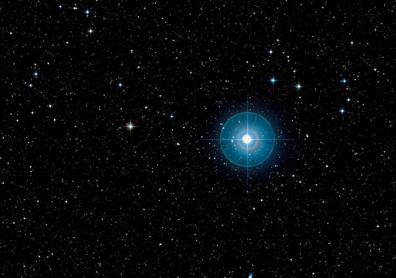 Planeta mais tênue já fotografado é descoberto por acaso no sistema Beta Pictoris