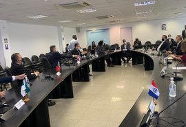 Alagoas discute pontos da reforma tributária com Estados e Câmara