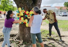 Mulheres participam de dinâmica sobre saúde mental em Maceió