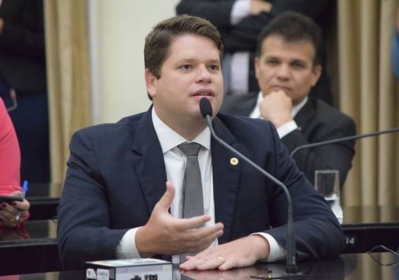 Davi Davino Filho avalia candidatura para deputado federal em 2022