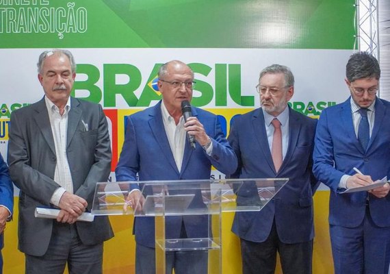 Vice-presidente eleito anuncia mais 61 nomes da equipe de transição