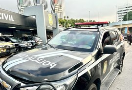 Mulher e criança sofrem atentado após homens pedirem copo d'água; PC investiga