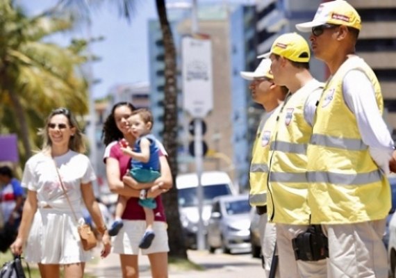 Ronda no Bairro prende homem por assaltar turista na Cruz das Almas