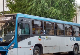 Após liberação da via, frota de ônibus volta a circular normalmente em Fernão Velho