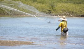 Coruripe convoca pescadores e marisqueiras para cadastramento do setor pesqueiro