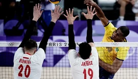 Vôlei: seleção masculina leva virada da Polônia, o 2º revés em Paris