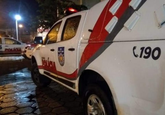 Avó é presa suspeita de queimar a boca de neto autista com ovo quente, em AL