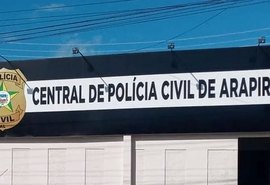 Caixa de farmácia é presa por furtar mais de 20 mil reais em Arapiraca