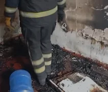 Jovem é socorrido após princípio de incêndio em residência na Ponta Grossa