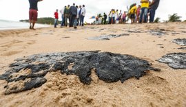 Ações para retirada de óleo na Costa dos Corais são intensificadas