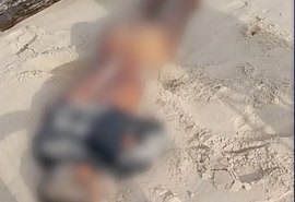 Polícia apura morte de homem encontrado seminu em praia do litoral sul
