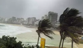 Rajadas de ventos podem chegar a 50km no Litoral, Zona da Mata e Baixo São Francisco