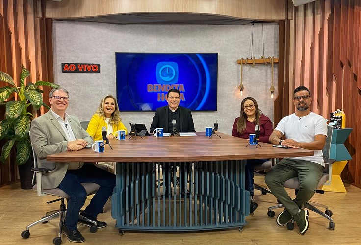 Claudio Gonçalves fala sobre Inteligência Artificial e bem-estar no programa Bendita Hora, da Rede Vida de Televisão