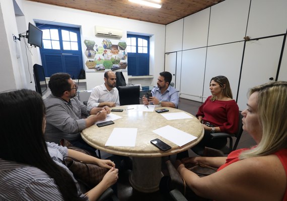 Comissão organizadora trabalha na programação para a 37ª Expo Bacia Leiteira