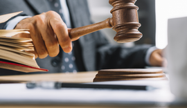 Bancos devem indenizar homem em R$ 27 mil por empréstimos não contratados