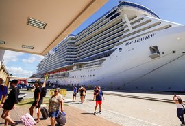 Turistas de transatlântico são recepcionados com mais uma ação do Programa Saúde no Porto