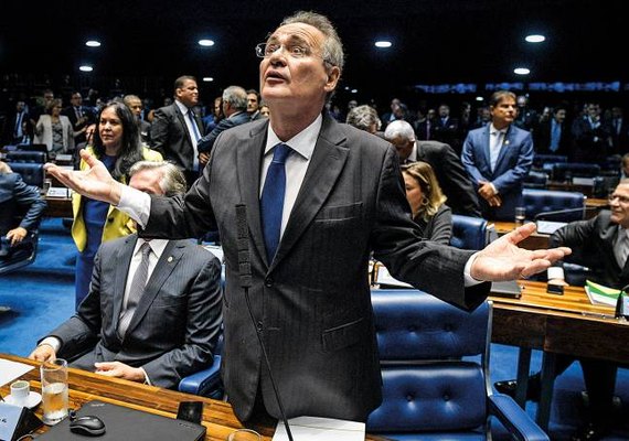 Pelo twitter, Renan alfineta delator Sérgio Machado