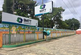 'Quando voltei, o carro tinha sido roubado pela SMTT', diz deputado em vídeo; confira