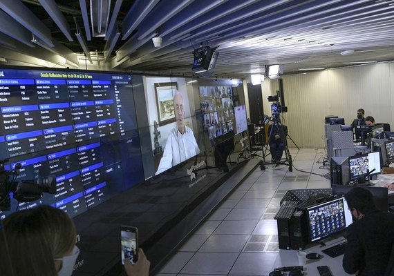 Senado derruba veto a reajuste de servidores; Câmara ainda analisará medida