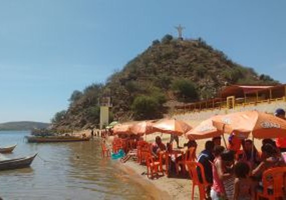 Banhistas são atacados por piranhas no Rio São Francisco