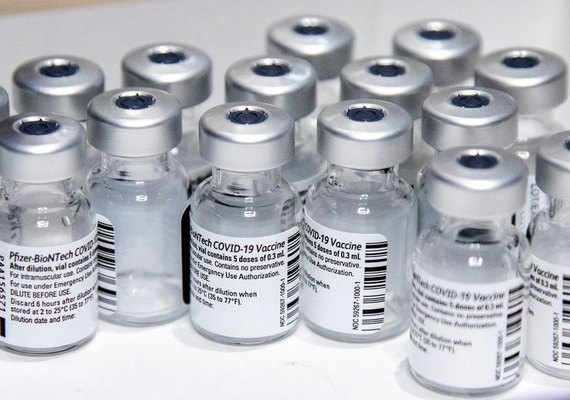 Brasil recebe mais 3,2 milhões de doses da Pfizer