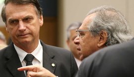 Bolsonaro afirma que reforma administrativa será suave