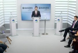 'Com Rodrigo Cunha, a educação com certeza leva bomba”, diz Rui Palmeira em debate