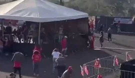 Em evento político a favor de Lula, drone joga fezes e urina em militantes; veja vídeo