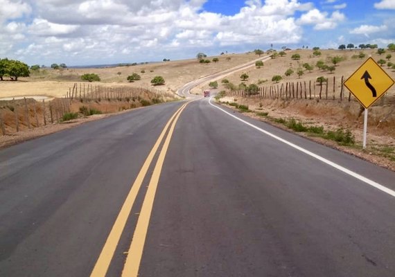 Governo de Alagoas inaugura trecho de rodovia que liga Olho D’Água Grande à BR-101