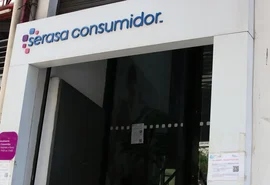 Serasa abre dia de negociação de dívidas