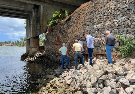 DER garante que não há dano estrutural na ponte da Massagueira