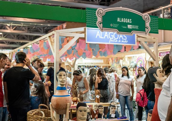 Artesanato alagoano gera mais de R$300 mil durante Feira Nacional