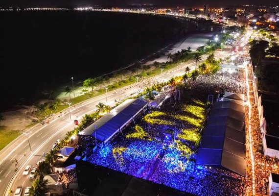 Organização de show do Djavan em Maceió acusa empresas parceiras de fraude; entenda