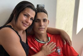 Estudante atropelado a caminho de entrevista de emprego recebe alta em Maceió