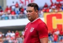 CRB demite técnico após derrota e já contrata substituto