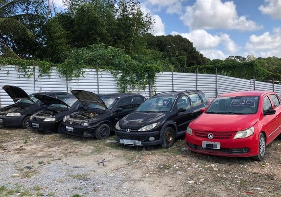 SMTT de Maceió anuncia leilão de mais de 80 veículos e sucatas no dia 2 de julho