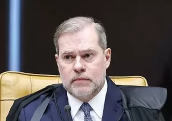 TSE restringe campanha digital de Renan Santos e suspende uso de 16 perfis