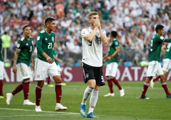 Arriba! México vence a Alemanha e cala os atuais campeões em Moscou